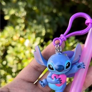 Disneyland Magic Key Stitch 626 Valentine's Straw Clip